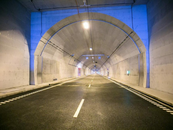 Nocne zamknięcie tunelu pod Martwą Wisłą