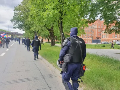 Policja zabezpiecza