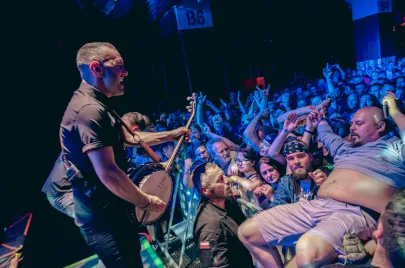 Dropkick Murphys w B90