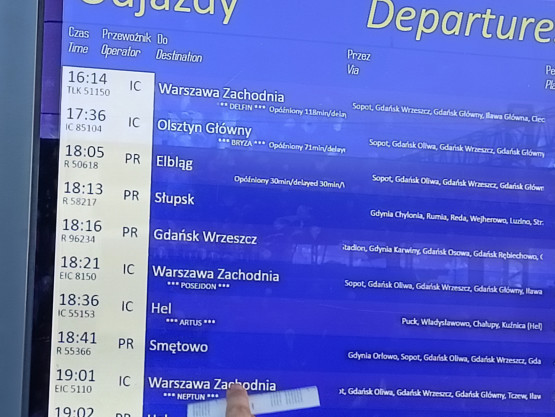 Opóźnienie kolejnego pociągu do Elbląga