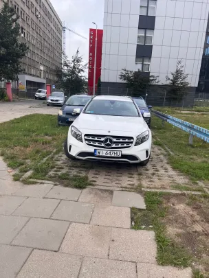 Czy tutaj można parkować? Gryf gdańsk