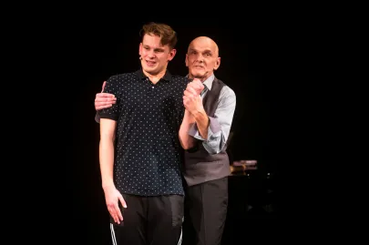 Spektakl Sztafeta Pokoleń na Scenie Kameralnej Teatru Muzycznego w Gdyni