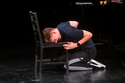 Spektakl Sztafeta Pokoleń na Scenie Kameralnej Teatru Muzycznego w Gdyni