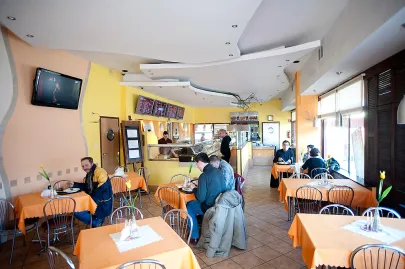 Bar mleczny 'Perełka'