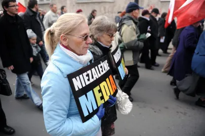 WIELOTYSIĘCZNA MANIFESTACJA O PRZYŁĄCZENIE TV TRWAM DO PLATFORMY CYFROWEJ
