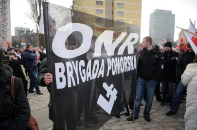 WIELOTYSIĘCZNA MANIFESTACJA O PRZYŁĄCZENIE TV TRWAM DO PLATFORMY CYFROWEJ