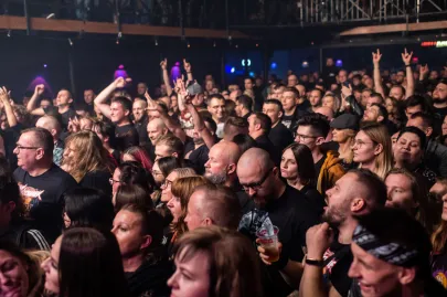 Koncert Nocny Kochanek w  Podwórko.art w Gdyni