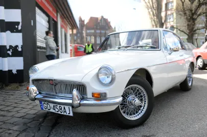 OLDTIMERY- ROZPOCZĘCIE SEZONU 1.04.2012 GDAŃSK,UL.DOKI 1
