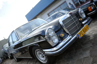 OLDTIMERY- ROZPOCZĘCIE SEZONU 1.04.2012 GDAŃSK,UL.DOKI 1