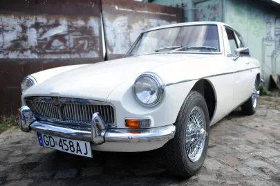 OLDTIMERY- ROZPOCZĘCIE SEZONU 1.04.2012 GDAŃSK,UL.DOKI 1