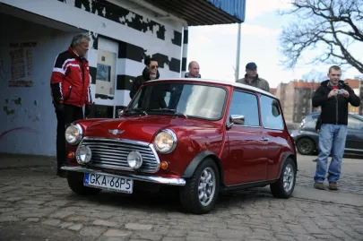 OLDTIMERY- ROZPOCZĘCIE SEZONU 1.04.2012 GDAŃSK,UL.DOKI 1