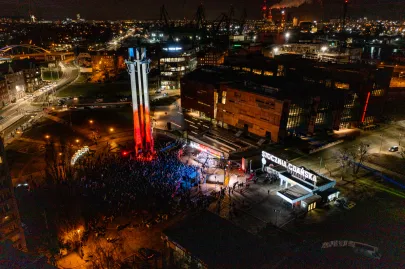 Europejski Wiec Solidarności z Ukrainą na Placu Solidarności w Gdańsku