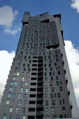 Sea Towers 
