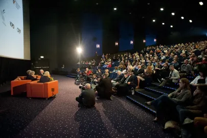 Przed projekcją filmu "Panny z wilka" Andrzeja Wajdy