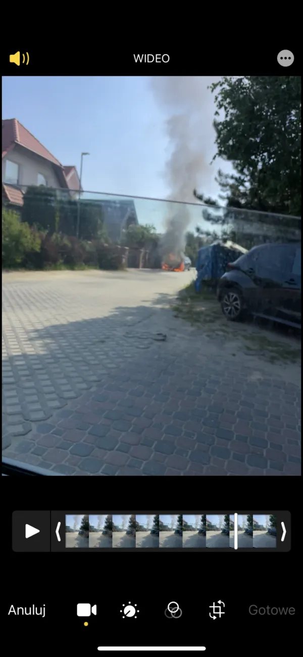 Spłonęło auto na Osowej