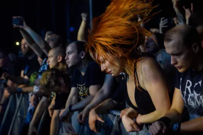 Arch Enemy w B90