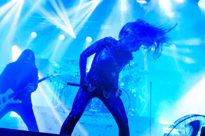 Arch Enemy w B90