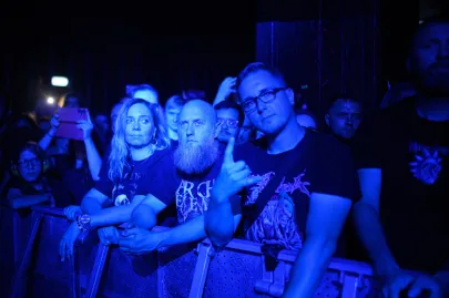 Arch Enemy w B90