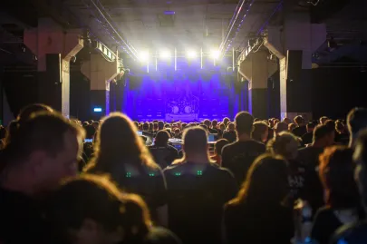Arch Enemy w B90