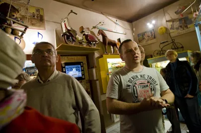godzina 21-23 Gdańsk Galeria Starych Zabawek