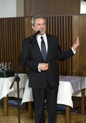 dyrektor Agencji Proness, inicjator plebiscytu Lech Domański