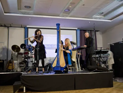 występ Anny Faber w koncercie "Harfa w trio"