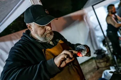 Koval Fest Gdańsk przed budynkiem Galerii WL4 Przestrzeń Sztuki