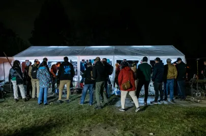 Koval Fest Gdańsk przed budynkiem Galerii WL4 Przestrzeń Sztuki