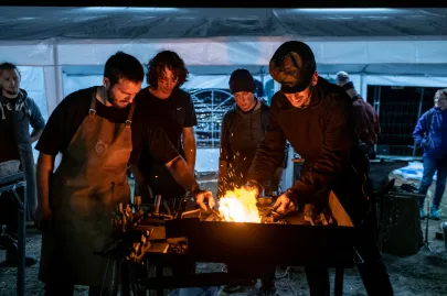 Koval Fest Gdańsk przed budynkiem Galerii WL4 Przestrzeń Sztuki