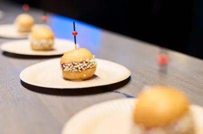 Street Food Fighters w Hewelke Restaurant & Bakery