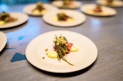 Street Food Fighters w Hewelke Restaurant & Bakery
