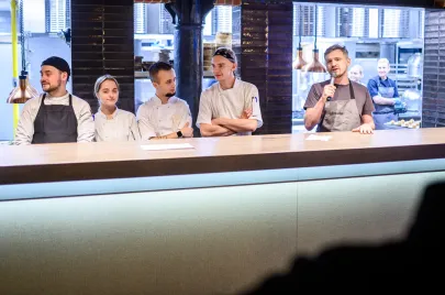 Street Food Fighters w Hewelke Restaurant & Bakery