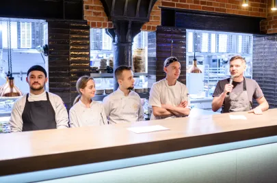 Street Food Fighters w Hewelke Restaurant & Bakery