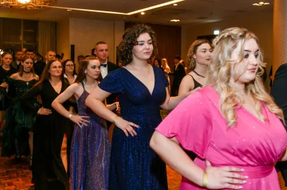 Studniówka IV LO w Gdańsku w hotelu Sheraton w Sopocie
