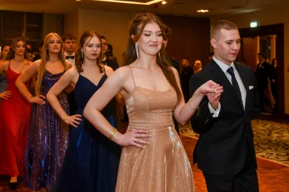 Studniówka IV LO w Gdańsku w hotelu Sheraton w Sopocie