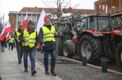 Protest rolników pod Urzędem Wojewódzkim w Gdańsku