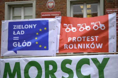 Protest rolników pod Urzędem Wojewódzkim w Gdańsku