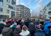 Protest przeciwko mikroapartamentowcom