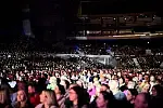 Piotr Rubik "Niech mówią że to nie jest miłość"