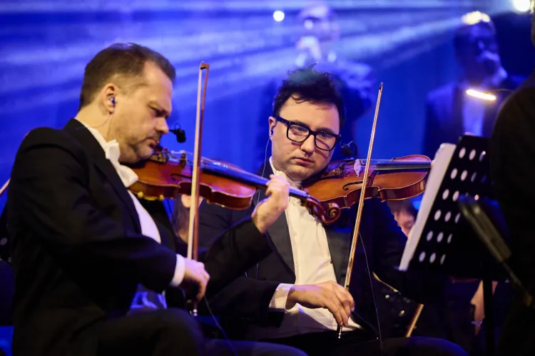 Piotr Rubik "Niech mówią że to nie jest miłość"
