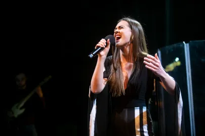 "Osiecka Jazz" - koncert dyplomowy III roku Studium Wokalno-Aktorskiego w Gdyni