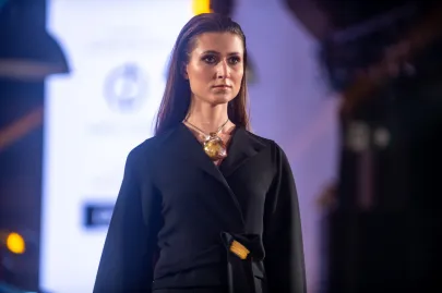 Pokaz mody oraz gala wręczenia nagród Amberif Vibes w ramach wydarzenia Amberif Spring 2024 w Food Hall Montownia