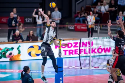 Ćwierćfinał Plusligi 2023/2024. Trefl Gdańsk 2:3 Resovia Rzeszów