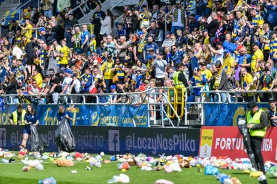 30. kolejka Fortuna I. Liga. Arka Gdynia 3:2 Resovia Rzeszów