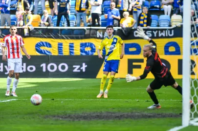 30. kolejka Fortuna I. Liga. Arka Gdynia 3:2 Resovia Rzeszów