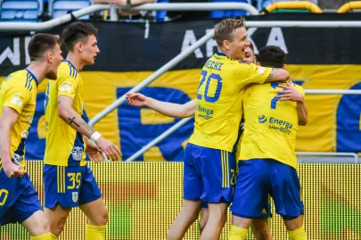 30. kolejka Fortuna I. Liga. Arka Gdynia 3:2 Resovia Rzeszów