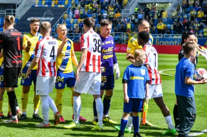 30. kolejka Fortuna I. Liga. Arka Gdynia 3:2 Resovia Rzeszów