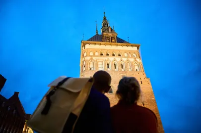Koncert carillonu i trąbek w Złotej Bramie