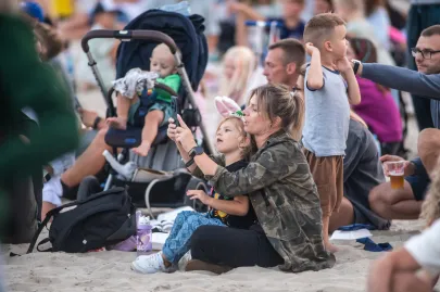 Sobota na Red Bull Konkurs Lotów - pokaz lotniczy i koncert IGO