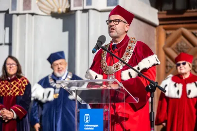 Parada uczelni i konferencja FAR-u
